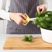 قیچی ایکیا