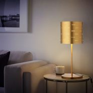 آباژور رومیزی طلایی ایکیا مدل EBBEMALA